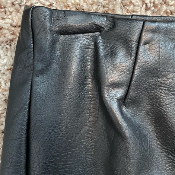 H&M Embroidered Mini Skirt - Picture 4 of 6